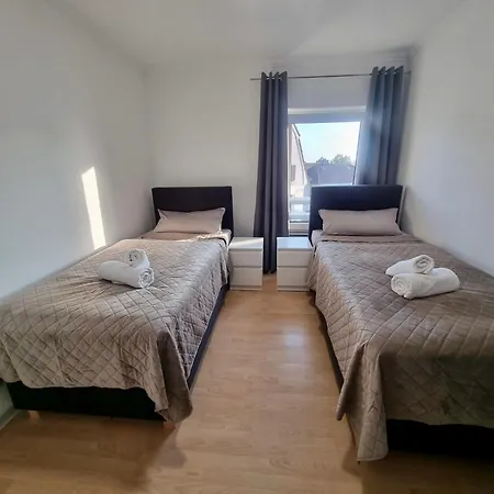 Apartment Fleiger 4 In Zentrum Achim